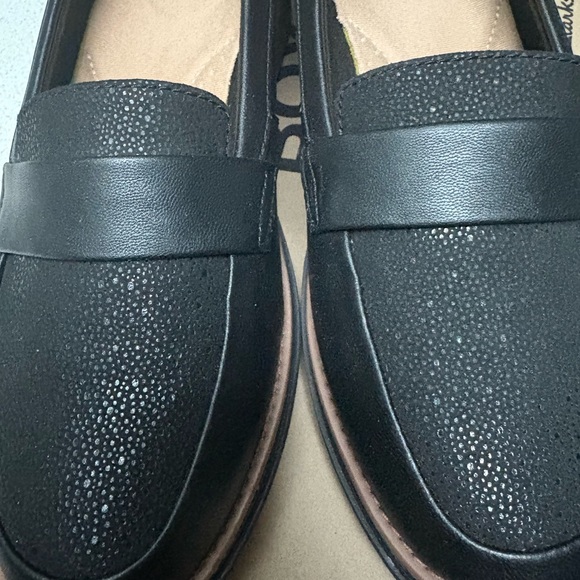 Clarks Black Leather Loafers for Women - Picture 2 of 7